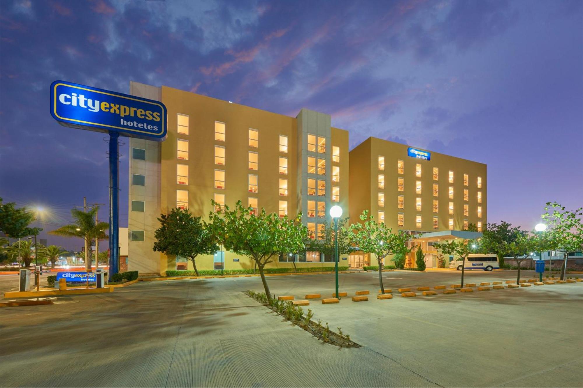 ซิตี้ เอ็กซ์เพรส อีราปัวโต นอร์เต Hotel อิลาพัวโต ภายนอก รูปภาพ